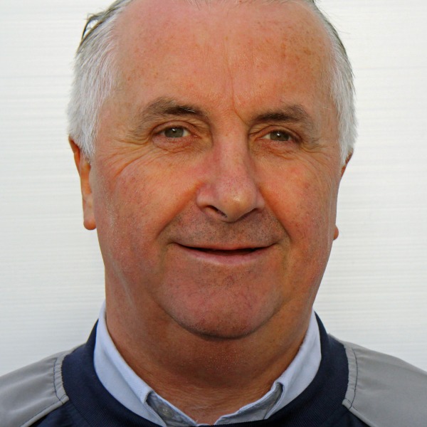Dom O'Riordan, Kit Manager